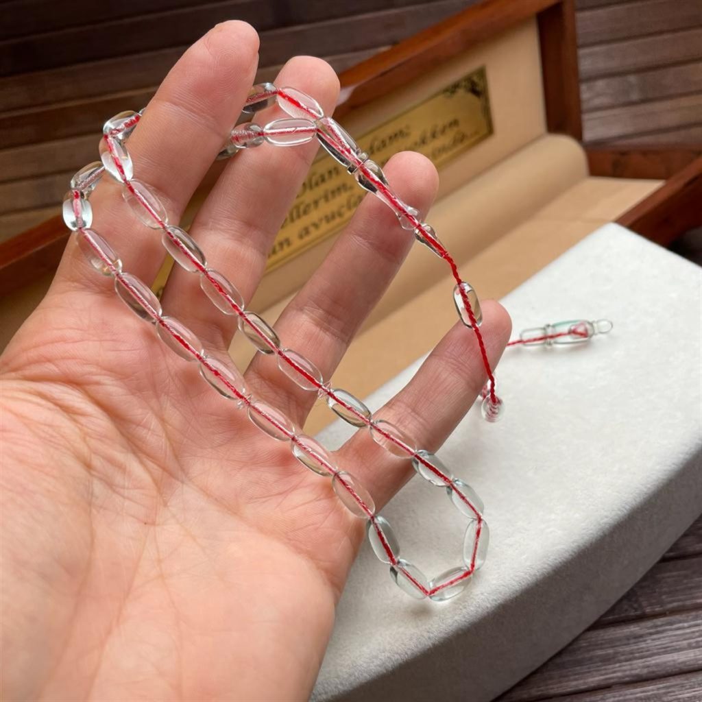 Uçak Camı Tesbih Hakkında