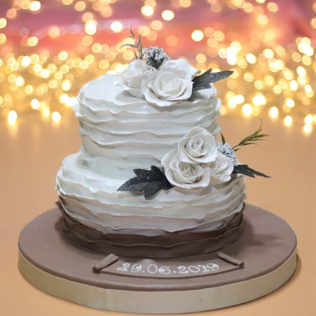 Nişan Pastası Nasıl Olmalıdır?