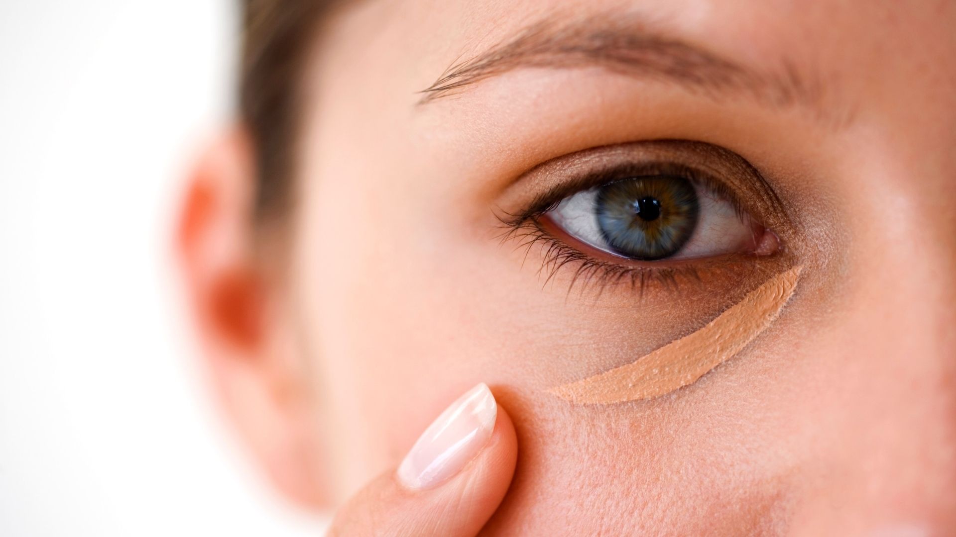 Göz Altı Morlukları Nasıl Geçer?