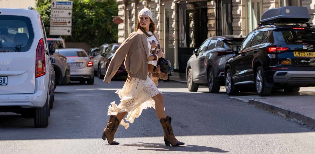 Batı Rüzgarı: Kovboy Çizmeleriyle Sokaklara Cesur Dokunuş