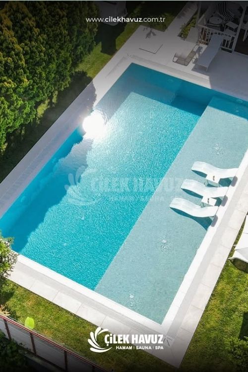 bahçe havuzu
